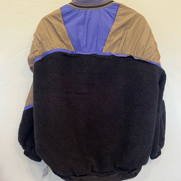 Free People NWT XS Wild and Free FP Movement Jacket $198 - Picture 4 of 11